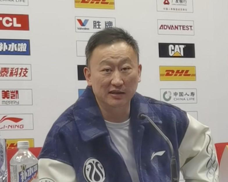 星空体育官网入口-刘维伟谈威瑟斯庞：输球我可以担责，但他总闹情绪实在让我太累