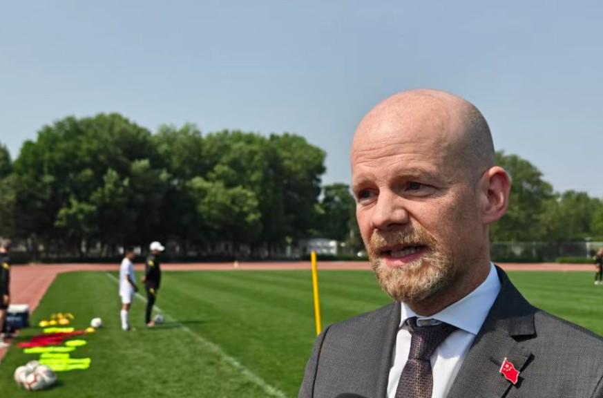 星空体育官网下载-FIFA秘书长：希望中国青少年能出现在各级世界杯赛场上